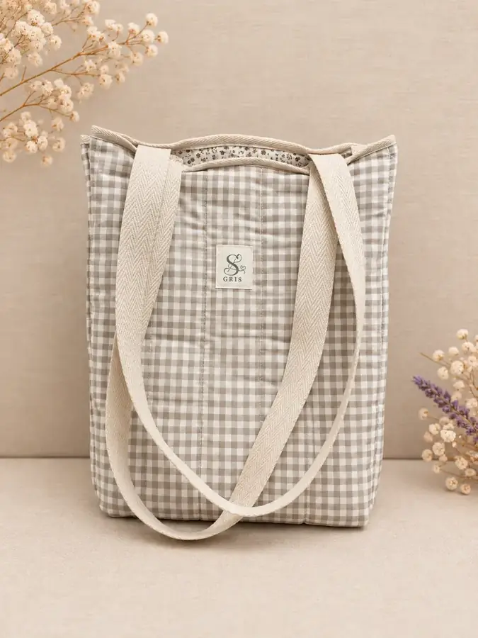 Bolso tote acolchado de cuadros